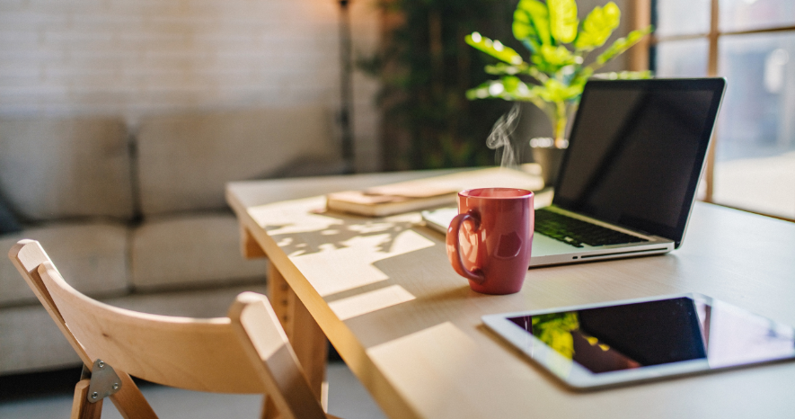 desk-with-computer desk-with-computer