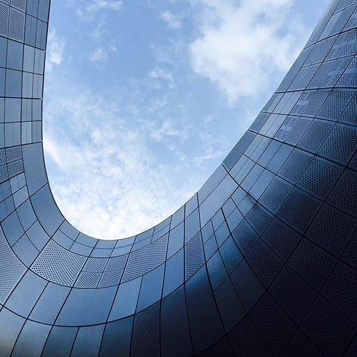 curved-building